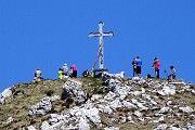 51 Maxi zoom sulla Cima della Croce